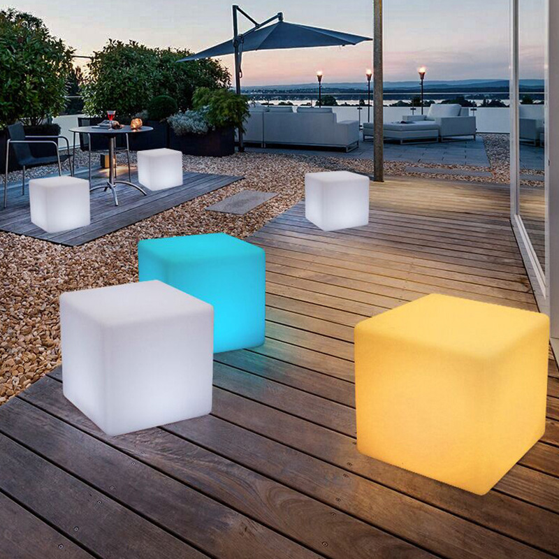 LED LUMINY BUBE LIGE Creative Outdoor Waterproof Stool Square KTV Square Krzesło Bar stołkowy koncertna impreza Atmosfery Layout